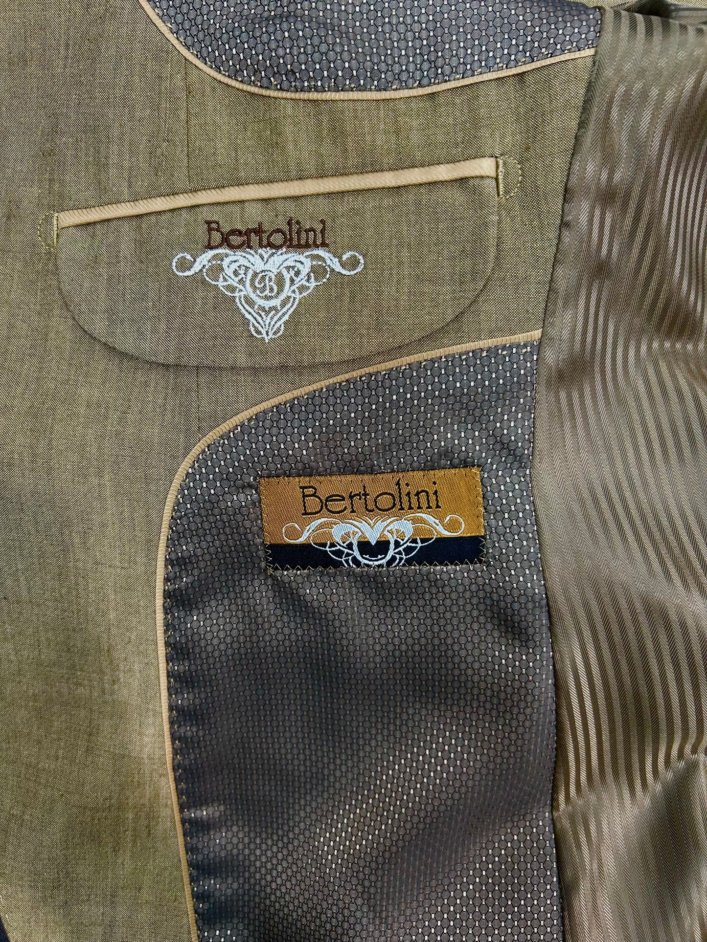 Bertolini Tan 2-Piece Wool Suit (Regular Fit)